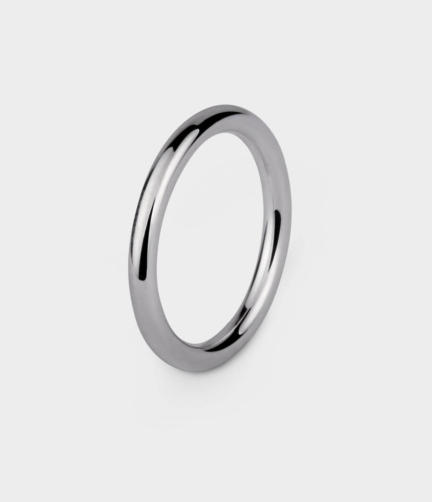 Slim platinum sale wedding band